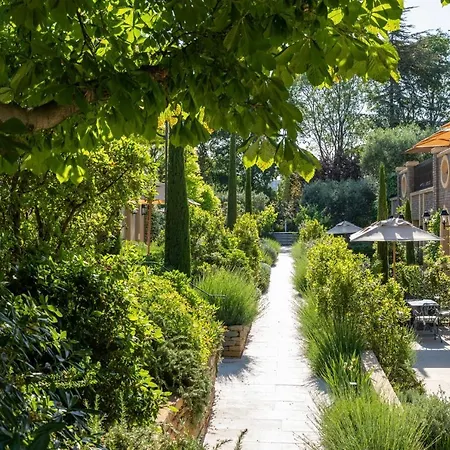 Hotel Saint-ange 5*