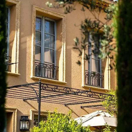 Saint-ange Hotel